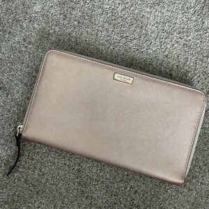 Kate Spade Talla Newbury Lane Rose Gold Saffiano Leather Xl Travel wallet